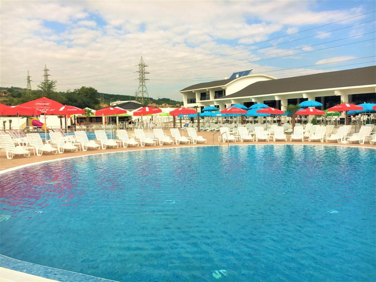 Hotel Aqua Кырджали Экстерьер фото