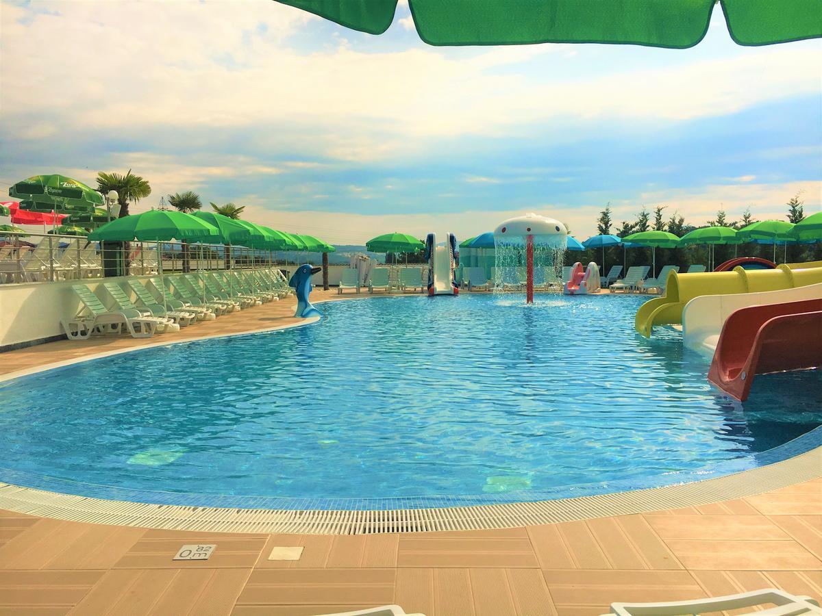 Hotel Aqua Кырджали Экстерьер фото